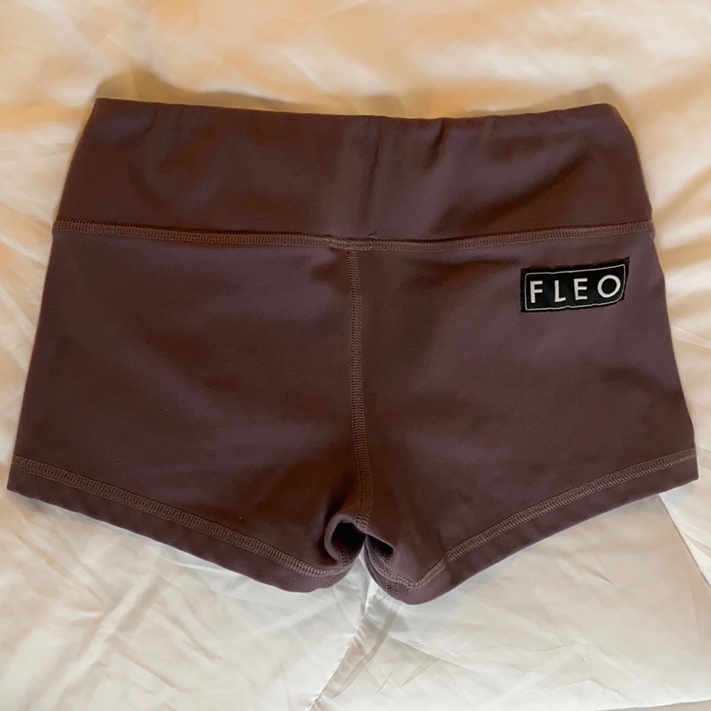 FLEO Originals Black Plum